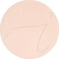 Ljus, pressad foundation i refil